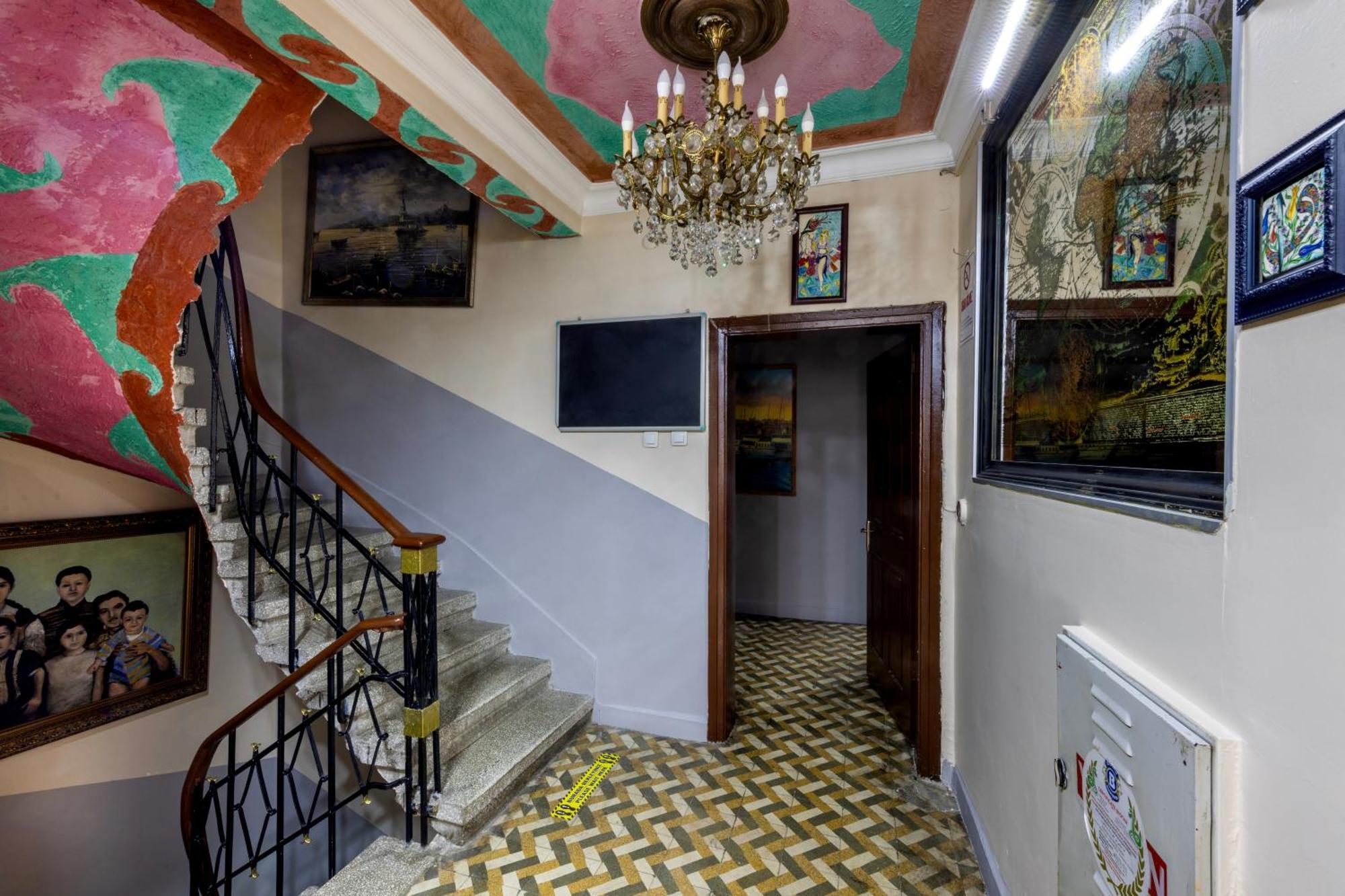 Bahaus Guesthouse Hostel Istanbul Exterior foto