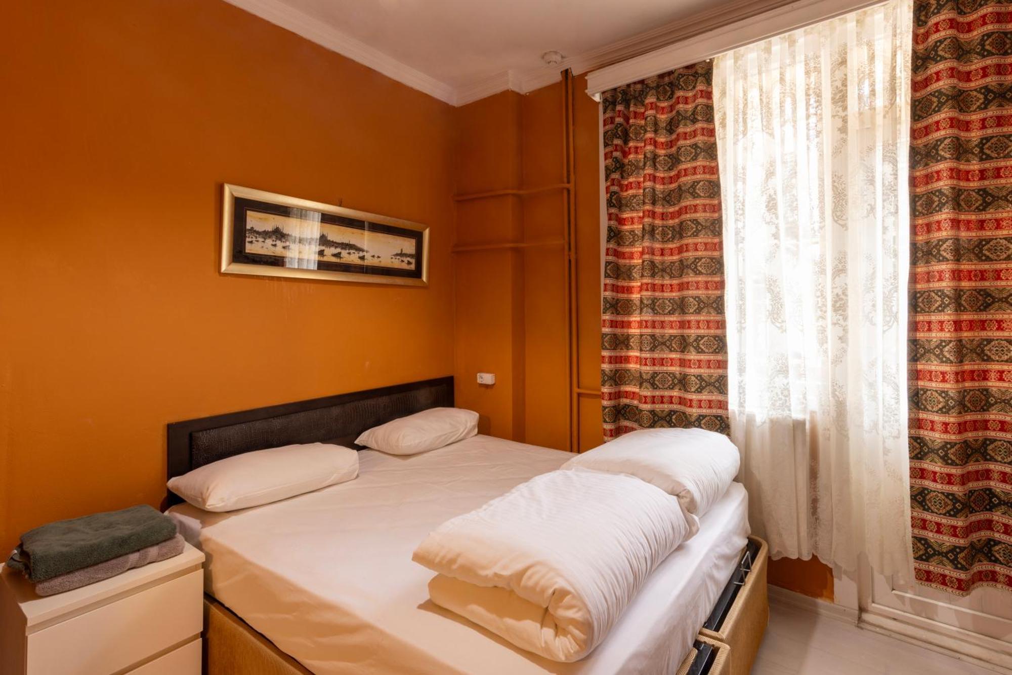 Bahaus Guesthouse Hostel Istanbul Exterior foto
