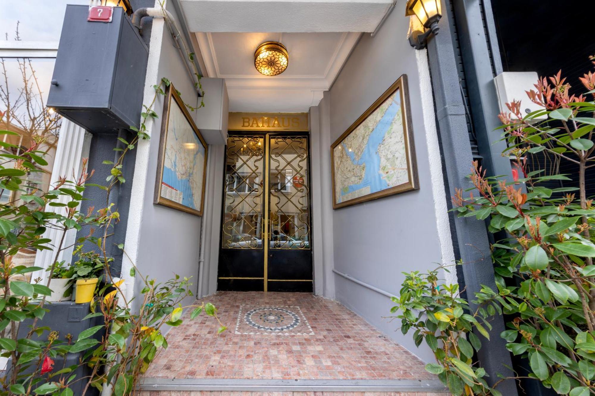 Bahaus Guesthouse Hostel Istanbul Exterior foto