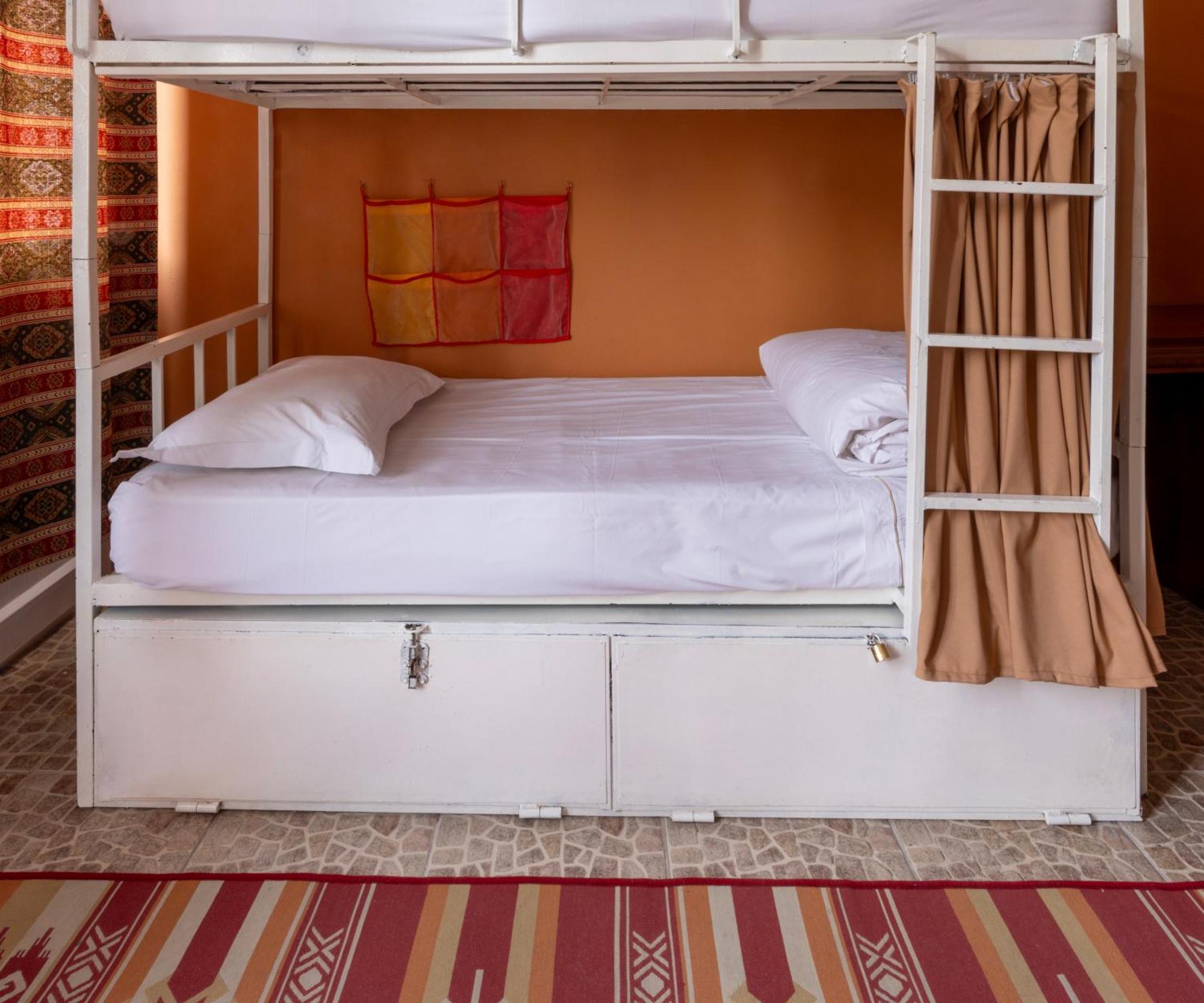 Bahaus Guesthouse Hostel Istanbul Exterior foto