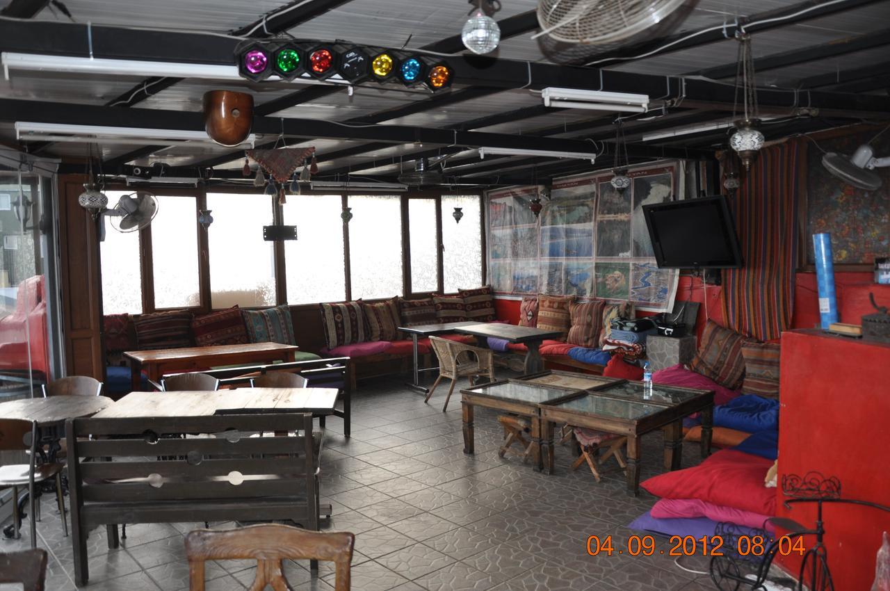 Bahaus Guesthouse Hostel Istanbul Exterior foto